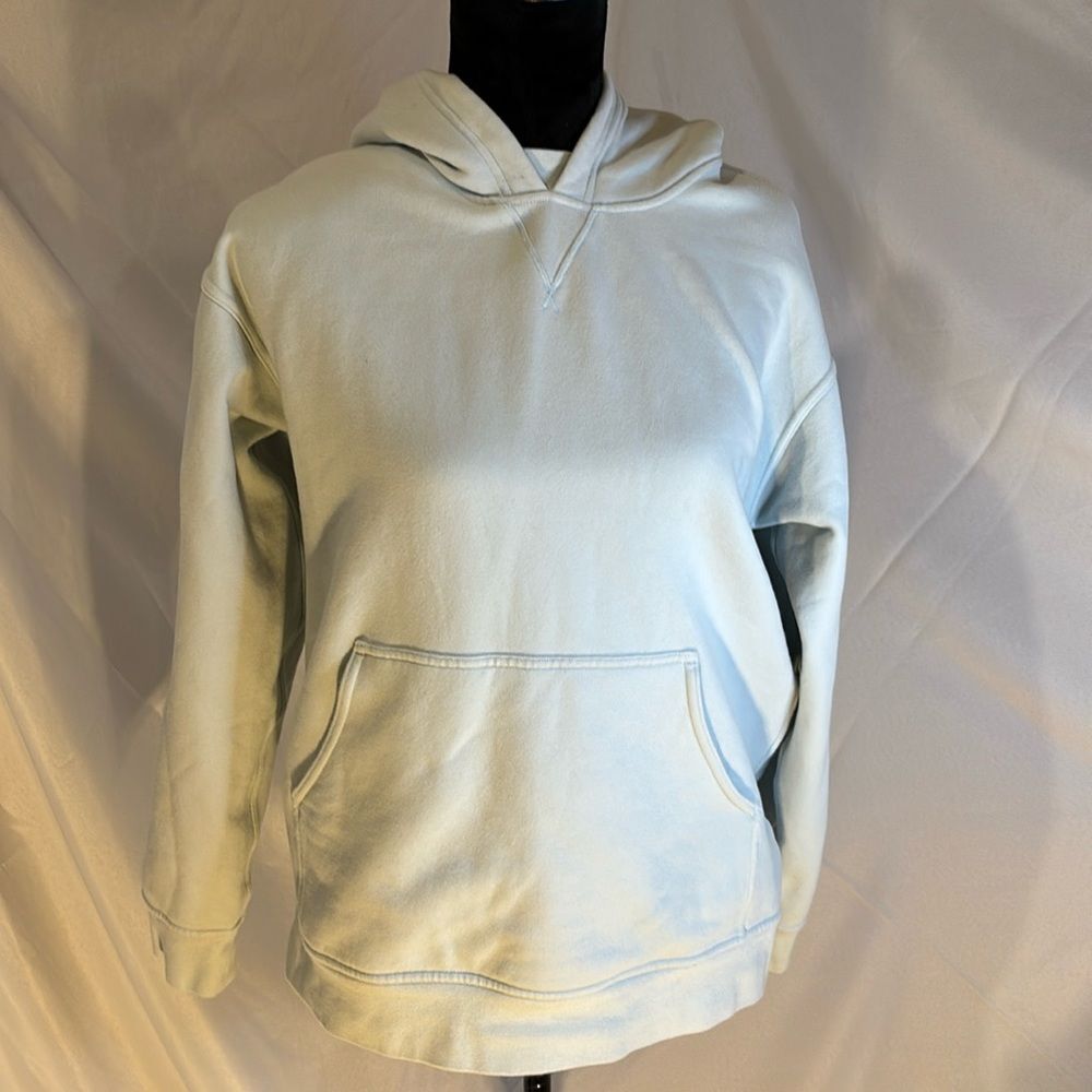 2/$30 Lululemon Light Blue Pullover Hoodie Size 10